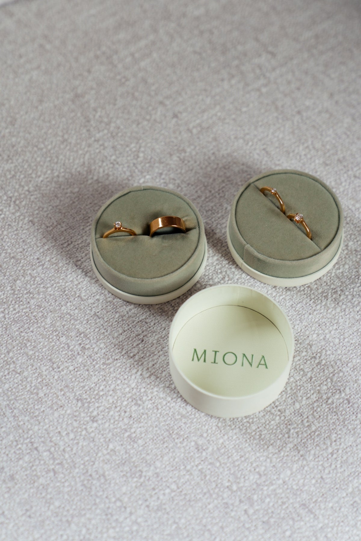MIONA Ringe in der Schmuckverpackung
